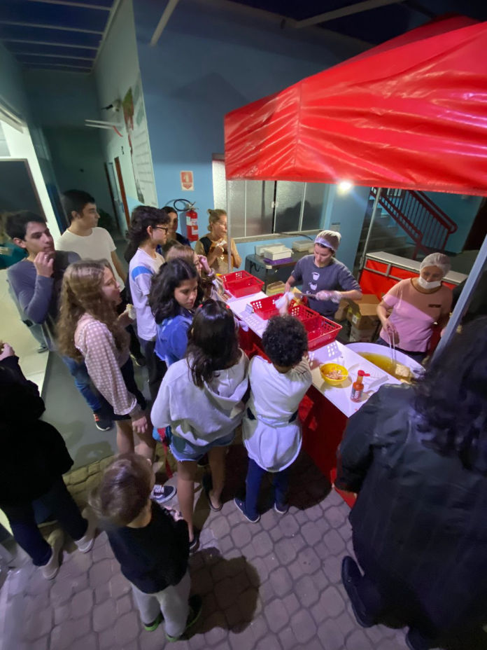 Marielo Alimentos - Serviço de Buffet de Pastel para a sua festa ou evento